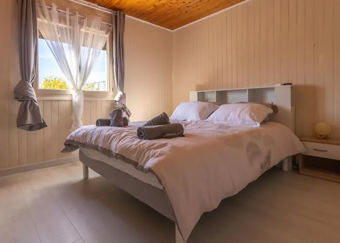 Au Petit Bonheur Hautefage-la-Tour